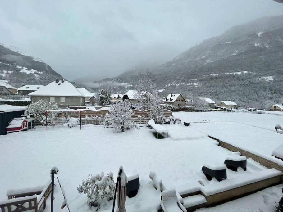 Bel Appartement Dans Residence Cheminee /Jardin Luz-Saint-Sauveur Bagian luar foto